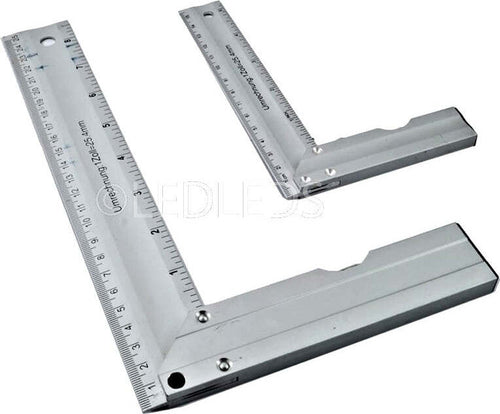 COPPIA SQUADRA SQUADRATRICE IN ALLUMINIO KIT 2 PEZZI CON BOLLA E ANGOLO 45° Fai da te/Utensili elettrici e a mano/Strumenti di misura e layout/Righelli squadrette e goniometri/Squadrette da carpenteri Trade Shop italia - Napoli, Commerciovirtuoso.it