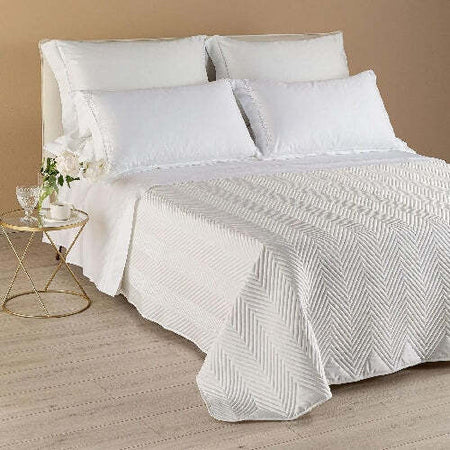 Copriletto-trapuntato-matrimoniale-Caleffi-art.Continental-colore-panna