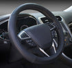 COPRIVOLANTE CON PRESA COMFORT PER VOLANTE AUTO NERO IN GOMMA DIAMETRO 38 CM Auto e Moto/Parti per auto/Allestimenti interni/Volanti e mozzi per volante/Coprivolanti Trade Shop italia - Napoli, Commerciovirtuoso.it