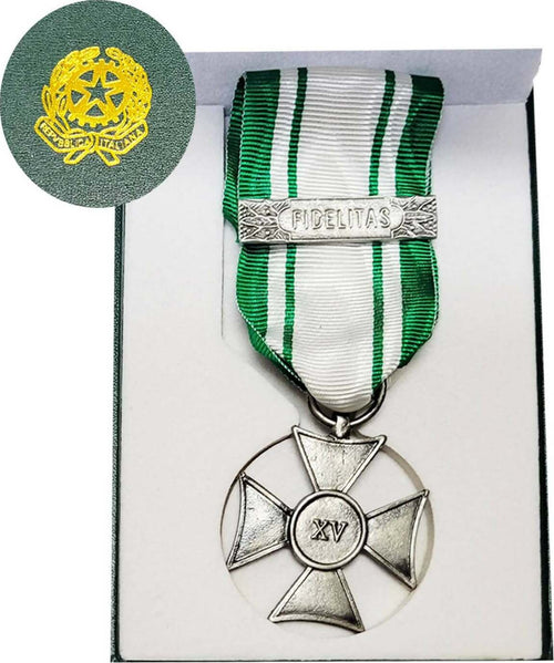 Croce Anzianità 15 Anni Croce Rossa Italiana C.r.i. Con Scatola Repubblica Sport e tempo libero/Accessori/Trofei medaglie e premi/Medaglie Il Distintivo - Pesaro, Commerciovirtuoso.it