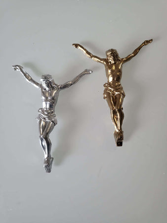 CROCE RIFLESSO IN PLEXIGLASS TRASPARENTE E BIANCO CON CRISTO LUCE LED E BATTERIE