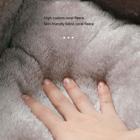 Cuccia Per Cani E Gatti Animali A Forma Di Casetta Morbida Peluche 53x43x46cm Prodotti per animali domestici/Cani/Cucce gabbiette e recinzioni/Casette per cani Trade Shop italia - Napoli, Commerciovirtuoso.it