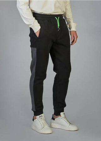 Datch Pantalone Tuta Uomo Nero In Felpa Pantaloni Tuta Neri Datch Dettaglio Verde Fluo Moda/Uomo/Abbigliamento/Abbigliamento sportivo/Completi sportivi/Tute Sportast - Cimego, Commerciovirtuoso.it