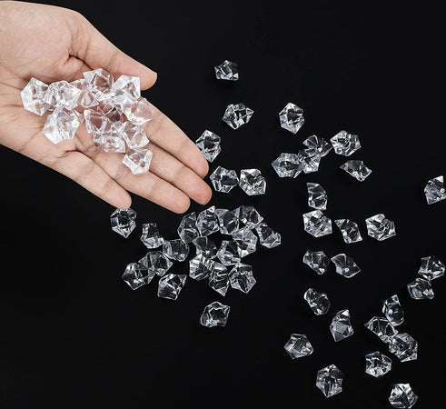 Diamanti Decorativi in Acrilico Trasparente per decorazioni natalizie 200 gr Casa e cucina/Decorazioni per interni/Addobbi e decorazioni per ricorrenze/Decorazioni natalizie/Ghirlande e corone MagiediNatale.it - Altamura, Commerciovirtuoso.it