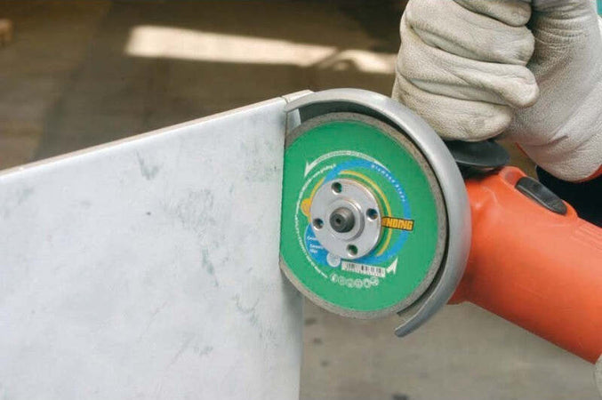 Disco diamantato idoneo per ceramica e piastrelle con corona continua liscia Fai da te/Utensili elettrici e a mano/Accessori per utensili elettrici/Lame/Dischi diamantati La Zappa - Altamura, Commerciovirtuoso.it