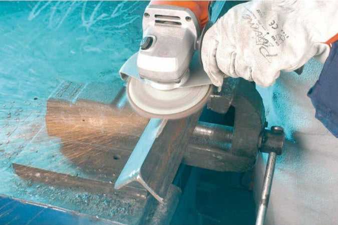 Disco lamellare con supporto in nylon abrasivo per ferro, legno e plastica Fai da te/Utensili elettrici e a mano/Accessori per utensili elettrici/Lame/Dischi diamantati La Zappa - Altamura, Commerciovirtuoso.it