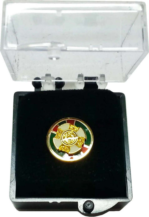 Distintivo Bombato Commendatore Repubblica In Metallo Sport e tempo libero/Accessori/Trofei medaglie e premi/Medaglie Il Distintivo - Pesaro, Commerciovirtuoso.it