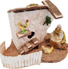 Donna nel pollaio paesaggio decorazione mestiere per presepe natalizio Casa e cucina/Decorazioni per interni/Addobbi e decorazioni per ricorrenze/Decorazioni natalizie/Presepi/Statuine e fondali per il presepe MagiediNatale.it - Altamura, Commerciovirtuoso.it