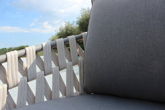 DORCAS---salotto-da-giardino-completo-di-cuscini-intreccio-in-rattan-sintetico-Marrone-Milani-Home