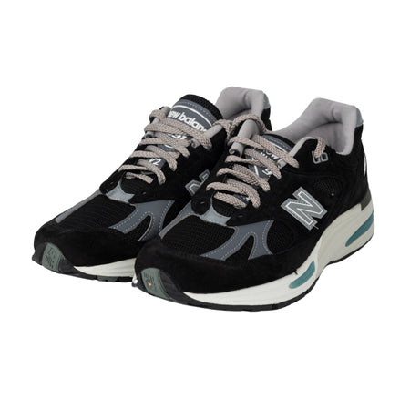 NEW BALANCE Made in UK 991v2 Sneakers in Black da uomo