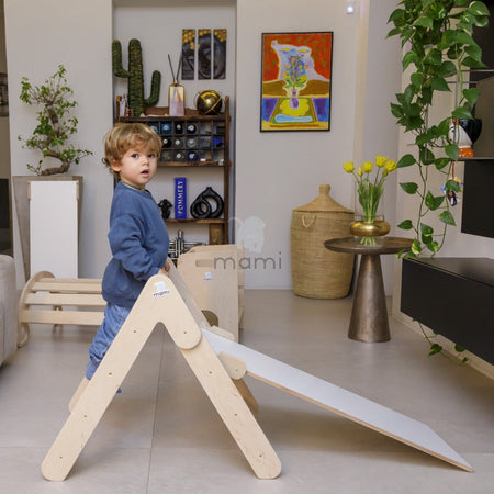 Triangolo di Pikler richiudibile con rampa per arrampicata
