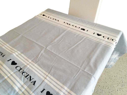 ELEGANTE-TOVAGLIA-DA-TAVOLA-PER-12-PERSONE-140X240-CAVALIERI-LINEA-JOLIE-I-LOVE-CUCINA-COLORE-ACCIAIO