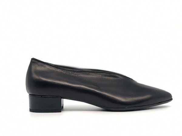 ELLEN Scarpa accollata donna in pelle nera