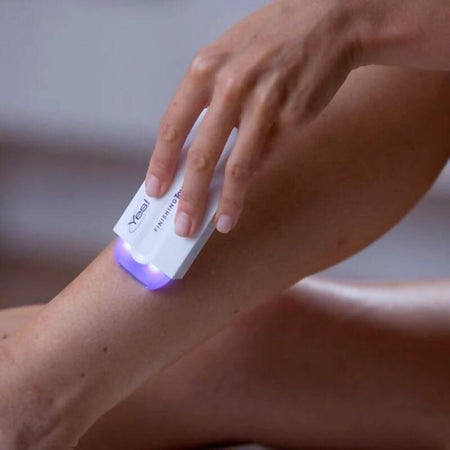 Epilatore-ricaricabile-versatile-per-viso-bikini-e-corpo-rasoio-indolore-e-preciso-con-luce-led