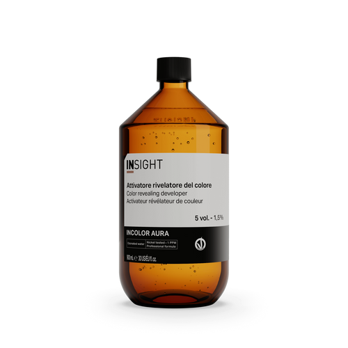 Insight Incolor aura attivatore liquido 5 vol 900 ml garantisce una tonalizzazione brillante con effetto gloss