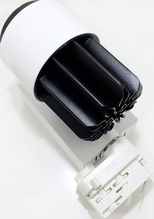 Faretto led per binario trifase 30w 3000k luce calda Illuminazione/Illuminazione per interni/Lampadari lampade a sospensione e plafoniere/Sistemi di illuminazione a cavo e su binario/Binari e rotaie per sistemi di illuminazione a cavo e su binario Led Mall Home - Napoli, Commerciovirtuoso.it
