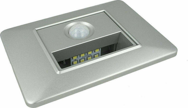 Faretto Segnapasso A Led Per Scatola 503 Con Sensore Movimento Luce Fredda 6500k Casa, arredamento e bricolage > Illuminazione da interno > Faretti per interno Trade Shop italia - Napoli, Commerciovirtuoso.it