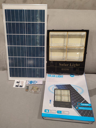 Faro Con Pannello Solare LED 600W CAMBIA 3 COLORI LUCE CALDA FREDDA E NATURALE IP65 Telecomando Illuminazione/Illuminazione per esterni/Proiettori Zencoccostore - Formia, Commerciovirtuoso.it