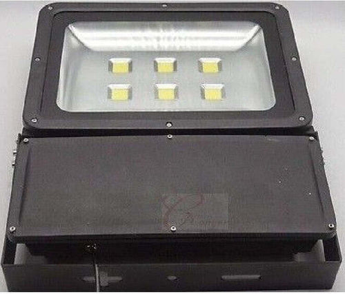 FARO FARETTO LED 300W DA ESTERNO LUCE BIANCO FREDDO ALTA DISSIPAZIONE WATERPROOF Illuminazione/Illuminazione per esterni/Proiettori Trade Shop italia - Napoli, Commerciovirtuoso.it