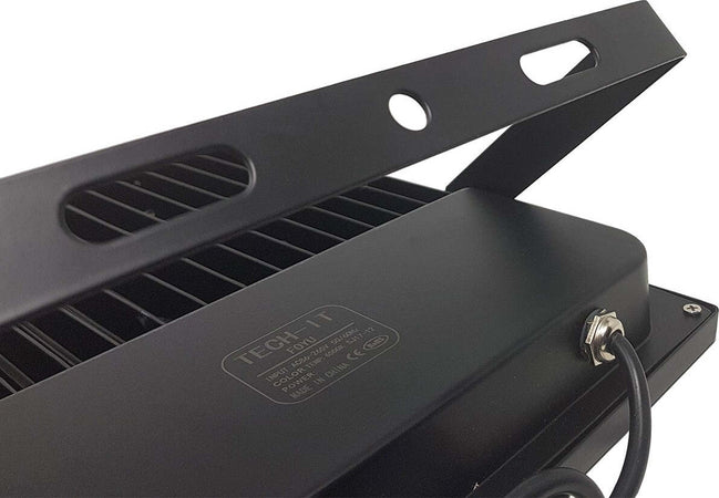 Faro Faretto Slim Led Luce Bianca 50watt Ip66 50 Watt Led Smd 220volt Illuminazione/Illuminazione per esterni/Proiettori Trade Shop italia - Napoli, Commerciovirtuoso.it