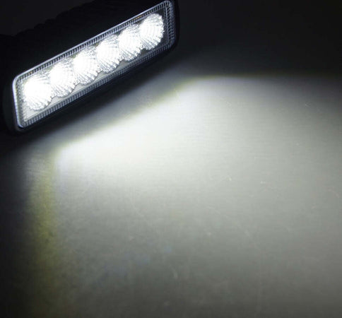 FARO LAMPADA SUPPLEMENTARE PROFONDITA' PER AUTO FUORISTRADA 12V 6 LED 18W IP68 Auto e Moto/Parti per auto/Luci lampadine e indicatori/Lampadine/Lampadine per esterno Trade Shop italia - Napoli, Commerciovirtuoso.it