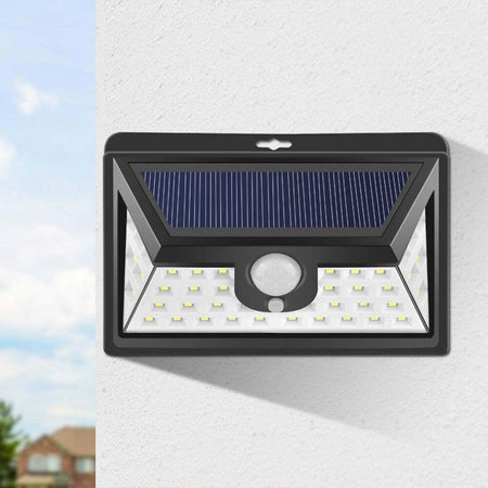 Faro Led Con Pannello Solare Crepuscolare 24 Led Sensore Movimento Crepuscolare Illuminazione/Illuminazione per esterni/Proiettori Trade Shop italia - Napoli, Commerciovirtuoso.it