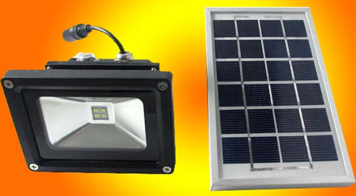 FARO LED CON PANNELLO SOLARE PER ILLUMINAZIONE ESTERNA CON BATTERIA INTEGRATA Illuminazione/Illuminazione per esterni/Proiettori Trade Shop italia - Napoli, Commerciovirtuoso.it