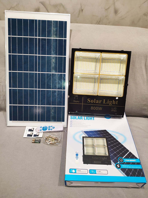 FARO LED CON PANNELLO SOLARE SLIM 800W CREPUSCOLARE CAMBIA 3 COLORI LUCE IP65 Illuminazione/Illuminazione per esterni/Proiettori Zencoccostore - Formia, Commerciovirtuoso.it