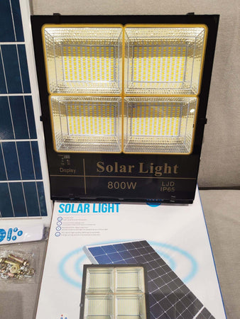 FARO LED CON PANNELLO SOLARE SLIM 800W CREPUSCOLARE CAMBIA 3 COLORI LUCE IP65 Illuminazione/Illuminazione per esterni/Proiettori Zencoccostore - Formia, Commerciovirtuoso.it