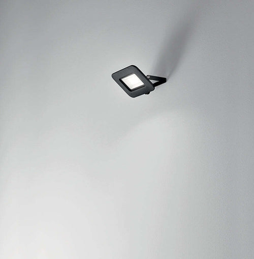 Faro-Proiettore-Moderno-Pad-Nero-Led-Piccolo