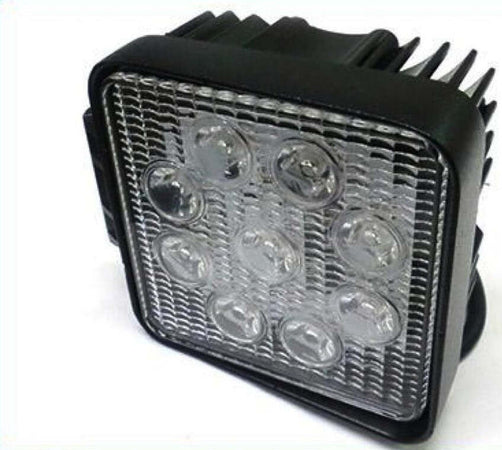 FARO SUPPLEMENTARE PROFONDITA AUTO FUORISTRADA 12V QUADRATO 9 LED 27W 6000K IP68 Auto e Moto/Parti per auto/Luci lampadine e indicatori/Lampadine/Lampadine per esterno Trade Shop italia - Napoli, Commerciovirtuoso.it