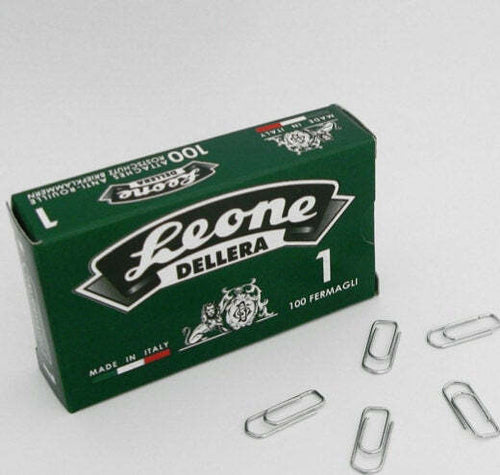 Fermagli zincati - lunghezza 20 mm - n. 1 - Leone - conf. 100 pezzi [multipack] 10 pezzi Cancelleria e prodotti per ufficio/Archivio ufficio e accessori per scrivania/Nastri colle elastici e graffette/Graffette molle fermacarte e anelli Eurocartuccia - Pavullo, Commerciovirtuoso.it