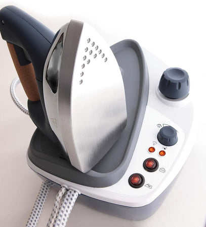 Ferro da stiro con caldaia Professionale manico in sughero 1350W 3.5 Bar Aurora