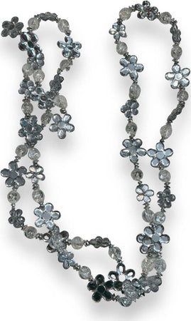 Festone con gemme e fiori colore argento per albero di natale h 180 cm Casa e cucina/Decorazioni per interni/Addobbi e decorazioni per ricorrenze/Decorazioni natalizie/Orpelli e festoni MagiediNatale.it - Altamura, Commerciovirtuoso.it