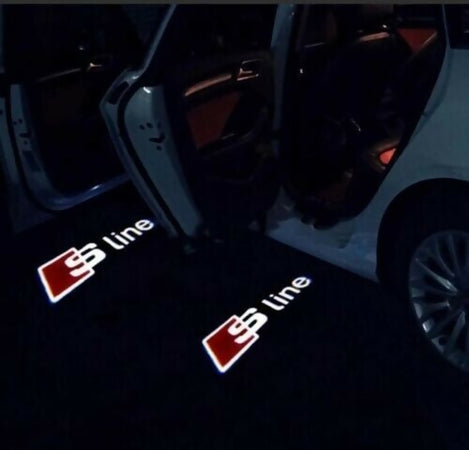 Luci di cortesia sottoporta per AUDI SLINE A3 A4. Proiezione LED per illuminazione pavimento ad apertura portiera.