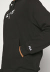 FILA FELPA CAPPUCCIO UOMO FAM0514 BERGBIETEN 80010 NERO AI24 Moda/Uomo/Abbigliamento/Felpe/Felpe con cappuccio Kanal 32 - Santa Maria di Licodia, Commerciovirtuoso.it