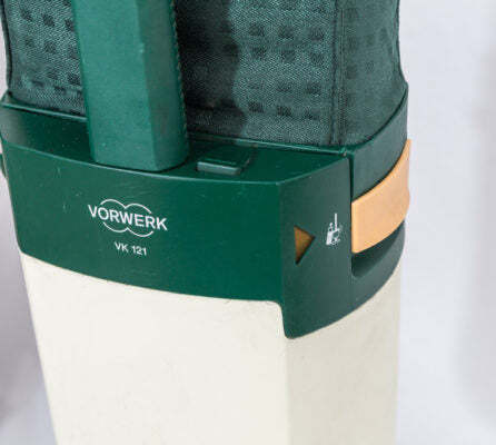 Folletto VK 121 Aspirapolvere Verticale Scopa Elettrica Vorwerk (ricondizionato) Casa e cucina/Aspirapolvere e pulizia di pavimenti e finestre/Aspirapolvere/Aspirapolvere verticale Grow Up - Casoria, Commerciovirtuoso.it