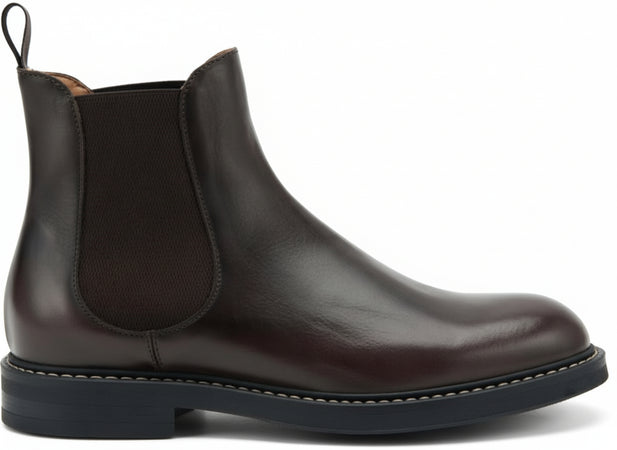 Frau-beatles-uomo-in-pelle-marrone-73N3