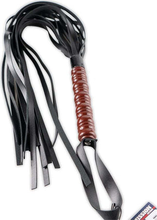 Frustino in ecopelle Fetish con manico in legno gioco erotico fustigatore The Sex Mission Leder Peitsche Frusta In Finta Pelle E Legno Salute e cura della persona/Erotismo e contraccezione/Accessori per sculacciare ed eccitare/Fruste e fustigatori/Fruste Kondorama - Martinsicuro, Commerciovirtuoso.it