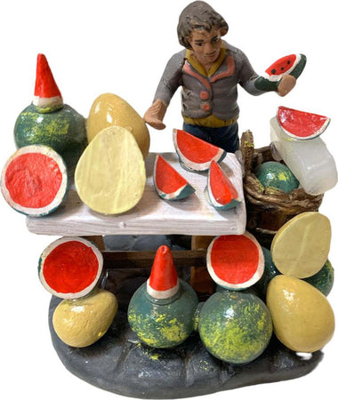 Fruttivendolo statuetta in terracotta artigianale per presepe napoletano da h 10 cm Casa e cucina/Decorazioni per interni/Addobbi e decorazioni per ricorrenze/Decorazioni natalizie/Presepi/Statuine e fondali per il presepe MagiediNatale.it - Altamura, Commerciovirtuoso.it