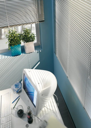 GARDINIA-Veneziana-in-alluminio,-Visibilit