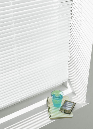 GARDINIA-Veneziana-in-alluminio,-Visibilit