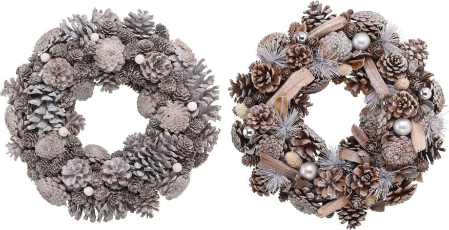 Ghirlanda Natalizia con Pigne color Argento Ø 34 cm retro porta per Interni ed esterni Casa e cucina/Decorazioni per interni/Addobbi e decorazioni per ricorrenze/Decorazioni natalizie/Orpelli e festoni MagiediNatale.it - Altamura, Commerciovirtuoso.it