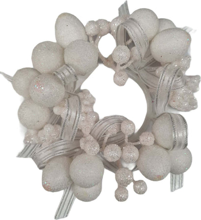 Ghirlanda natalizia corona porta candela con bacche glitterate e nastrini per interno decorazione di Natale Casa e cucina/Decorazioni per interni/Candele e portacandele/Candele/Candele a colonna MagiediNatale.it - Altamura, Commerciovirtuoso.it