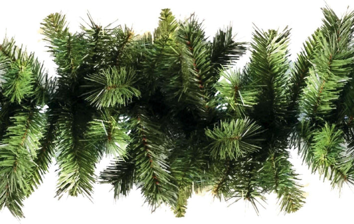 Ghirlanda natalizia festone da 270 cm verde con 180 rami decorazione da interno ed esterno Casa e cucina/Decorazioni per interni/Addobbi e decorazioni per ricorrenze/Decorazioni natalizie/Orpelli e festoni MagiediNatale.it - Altamura, Commerciovirtuoso.it