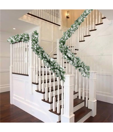 Ghirlanda Natalizia Innevata Albero Natale Decorazioni Natalizie 270cm 200 Punte