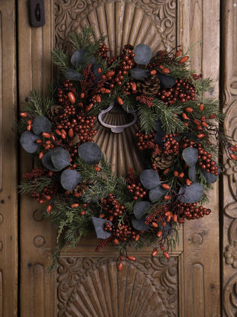 Ghirlanda tonda corona dietro porta con pigne e bacche in PE effetto Real Touch Ø 50 cm Casa e cucina/Decorazioni per interni/Addobbi e decorazioni per ricorrenze/Decorazioni natalizie/Orpelli e festoni MagiediNatale.it - Altamura, Commerciovirtuoso.it