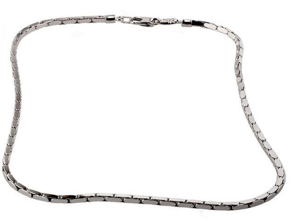 Girocollo in argento con maglia a sezione quadra