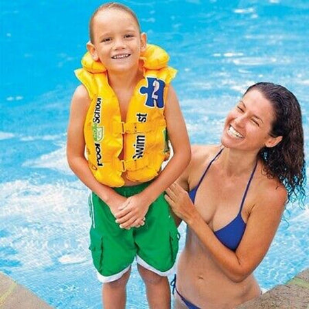 Giubbotto Giubbino Pool School Salvagente Gonfiabile 50x47cm Bambini Nuoto 58660 Giochi e giocattoli/Sport e giochi all'aperto/Giochi aquatici e piscine per bambini/Canotti e gonfiabili galleggianti Trade Shop italia - Napoli, Commerciovirtuoso.it
