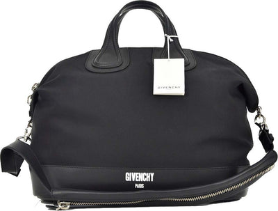 Givenchy-Borsone-con-Tracolla-Nero-Uomo-Cerniera-Poliammide-Mod.BJ05026143001-da-uomo